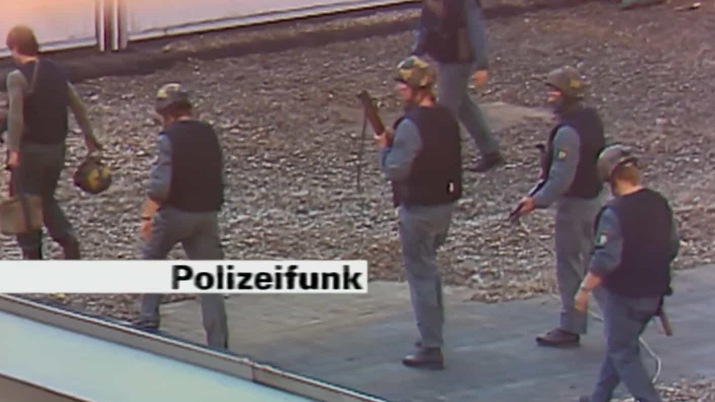 NETFLIX纪录片/德国纪录片《格拉德贝克人质危机 Gladbeck: The Hostage Crisis 2022》全1集 德语中字  1080P高清网盘下载