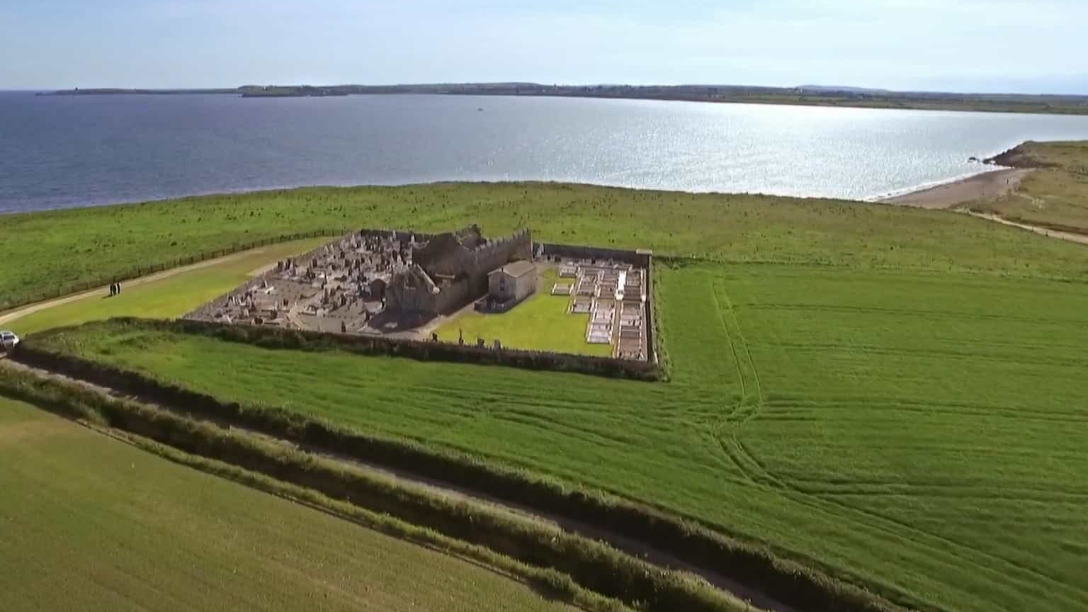 BBC纪录片《西蒙·里夫爱尔兰之旅/西蒙·里夫畅游爱尔兰 Ireland with Simon Reeve 2015》全2集 英语中字  1080P高清网盘下载