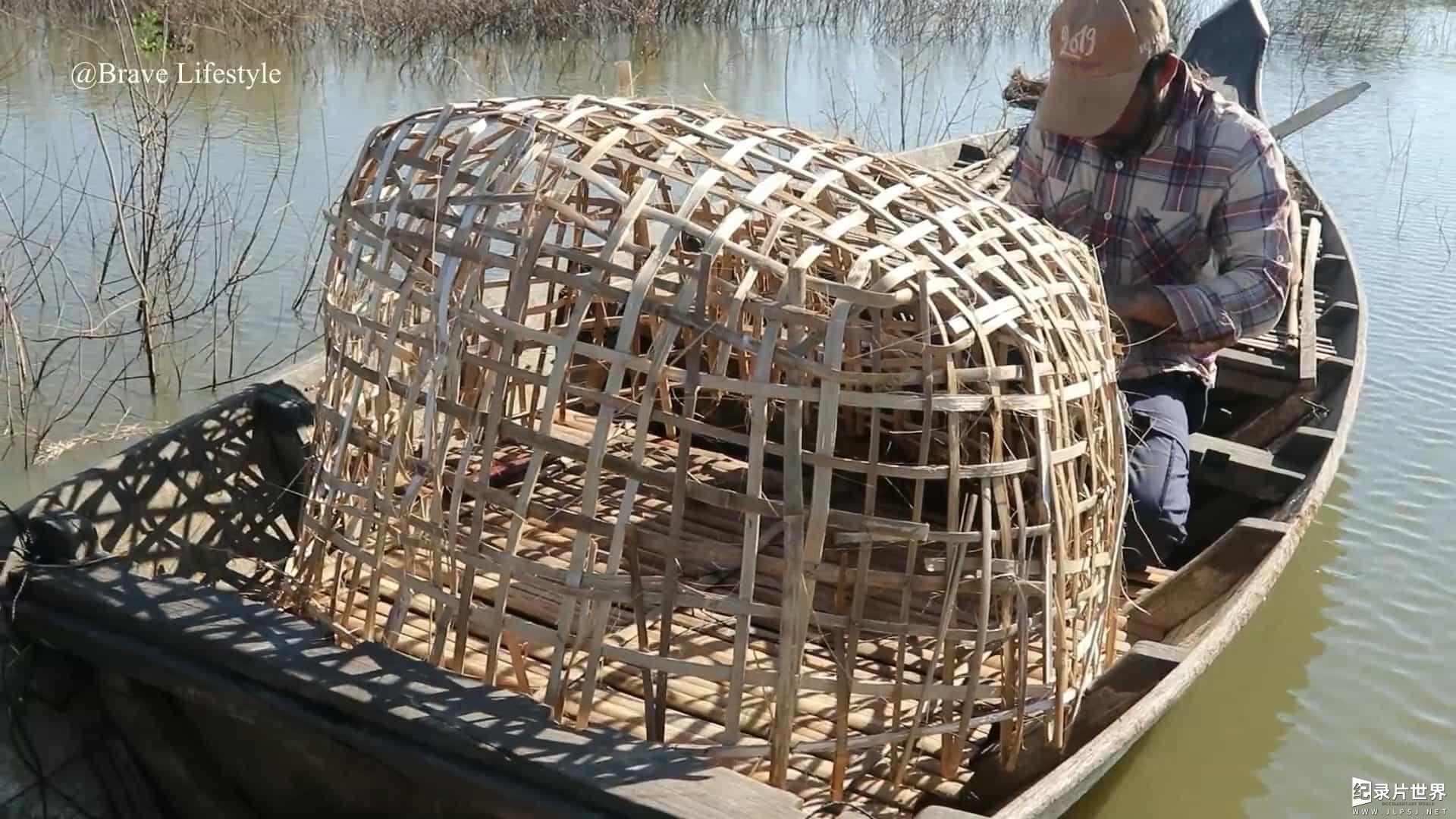 荒野求生纪录片《水叔水上生存实录》全1季