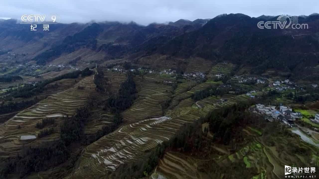 纪录片《出山记 Beyond the mountains (2018)》98分钟 