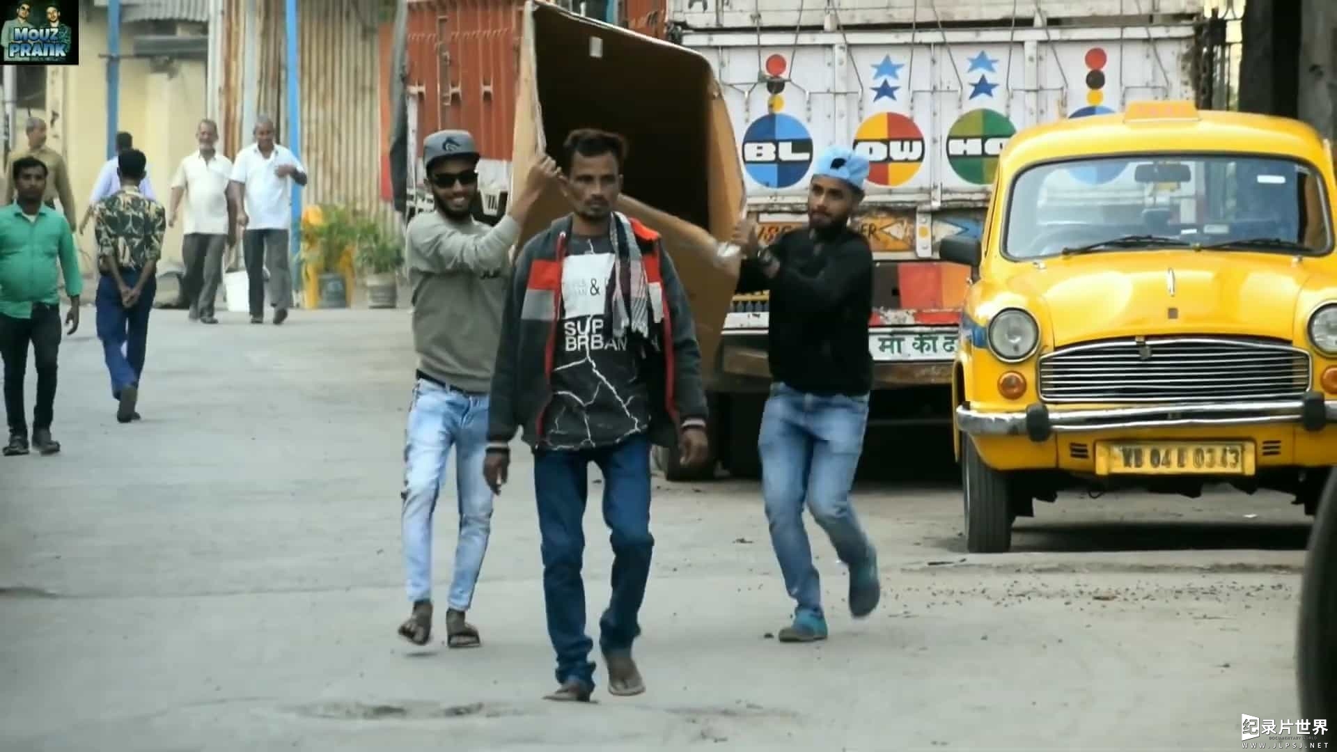 恶作剧搞笑纪录片《印度街头整蛊秀 mouz prank》全1季 92集