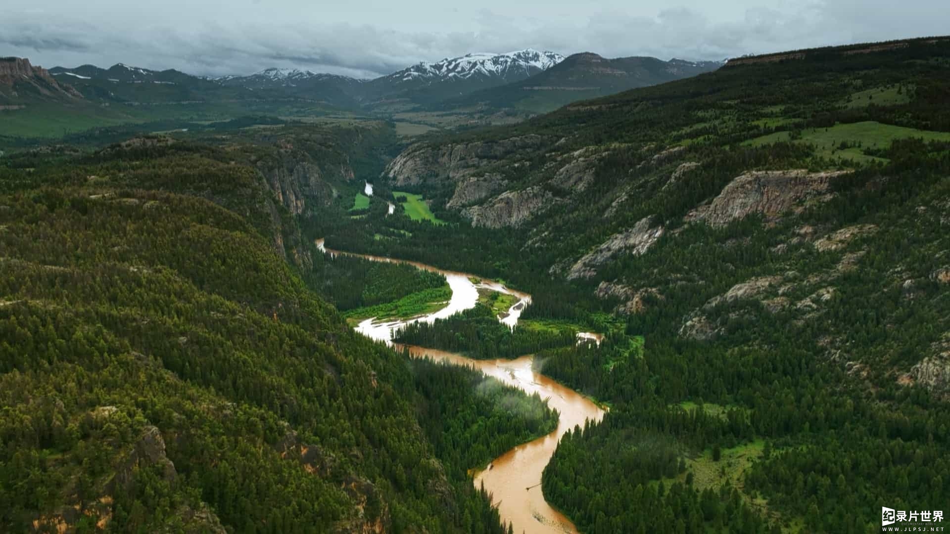 精选系列/BBC纪录片《地球壮观河流之旅 Earths Great Rivers 2022》全1-2季 共6集