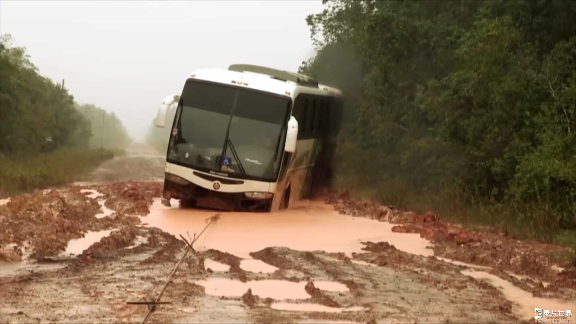 世界最危险道路纪录片《致命运输：非洲卡车司机/生命之力|致命之旅/Life Force | Deadliest Journey》第1-2季 全57集