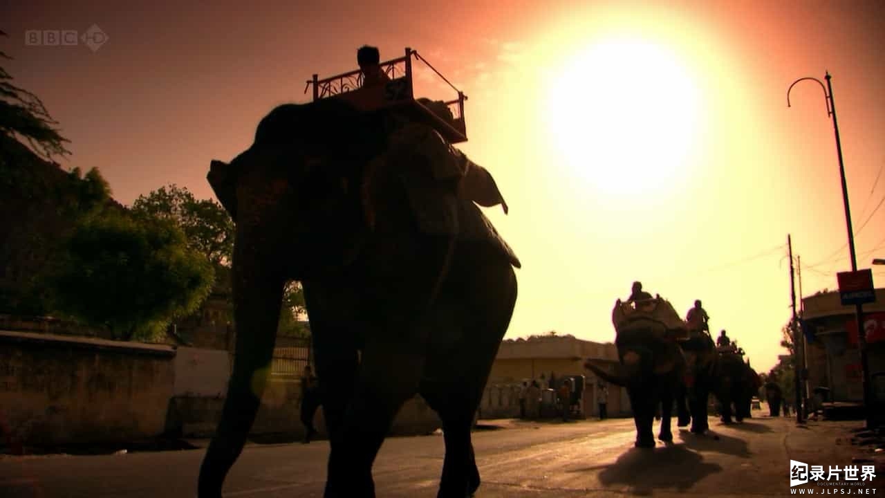 BBC纪录片《驾车看印度 India On Four Wheels》全2集