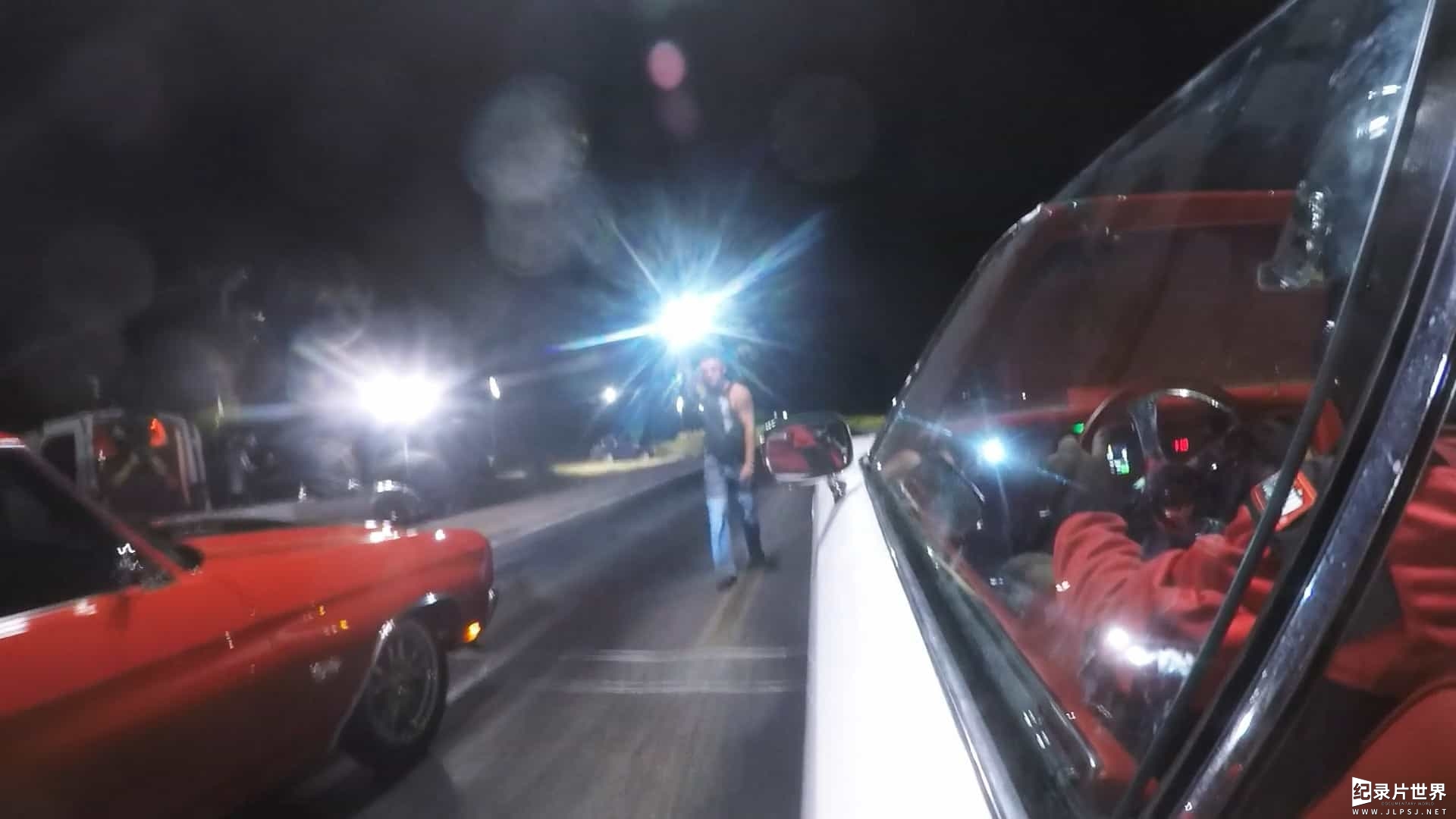 探索频道《街头流氓：终局之战/ Street Outlaws: End Game 2022》第1季全9集